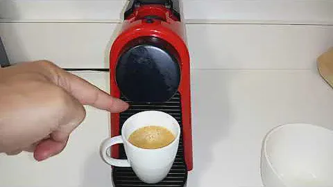 Почему я перешел на Nespresso Essenza Mini и как сохранить воду в резервуаре свежей
