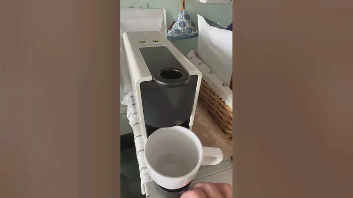 Using the Nespresso Essenza Mini with Genova Livanto capsule ASMR