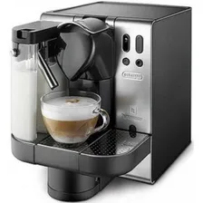 Капсульная кофемашина Lattissima от Nespresso DeLonghi EN 680.M