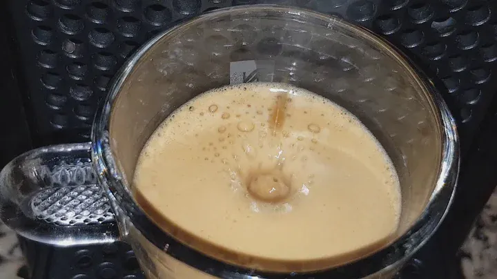 Nespresso Volluto Decaffeinato on a Delonghi Inissia: unboxing and how to