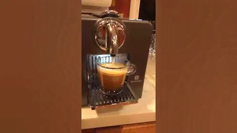 Nespresso Le Cube C185